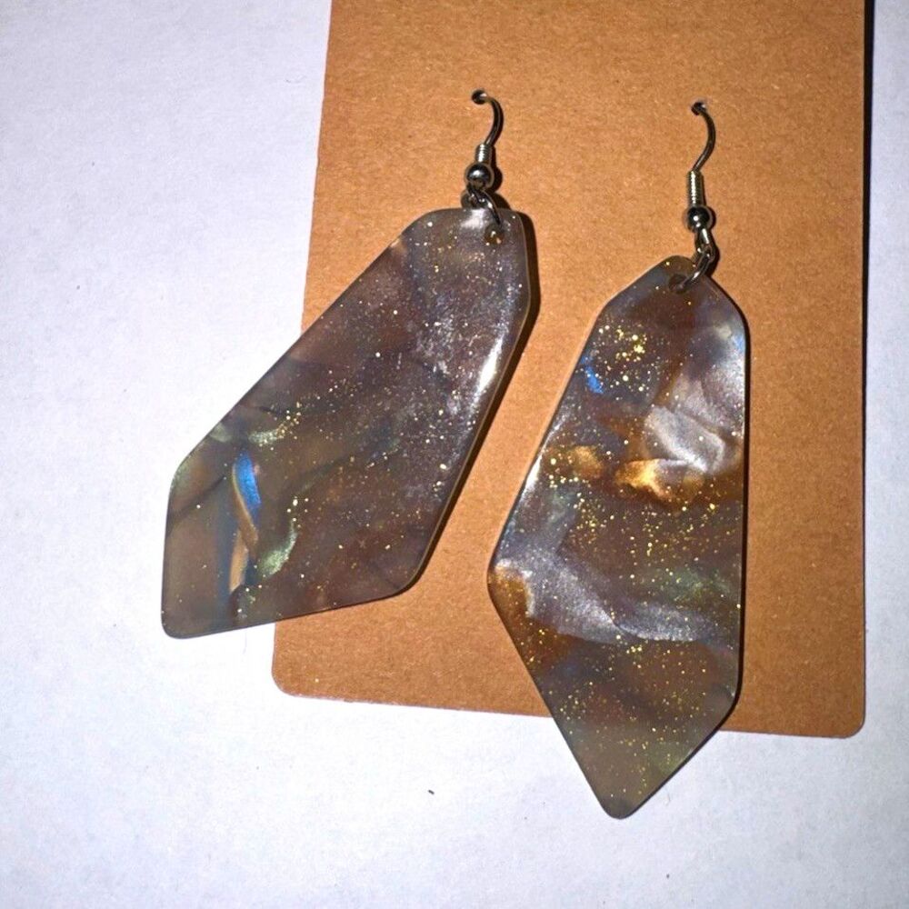Gray Resin Asymmetrical Geometric Dangle/Drop Earrings Hook Closure No Stone
